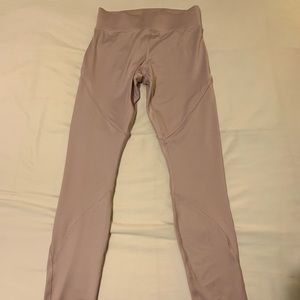 High waisted leggings